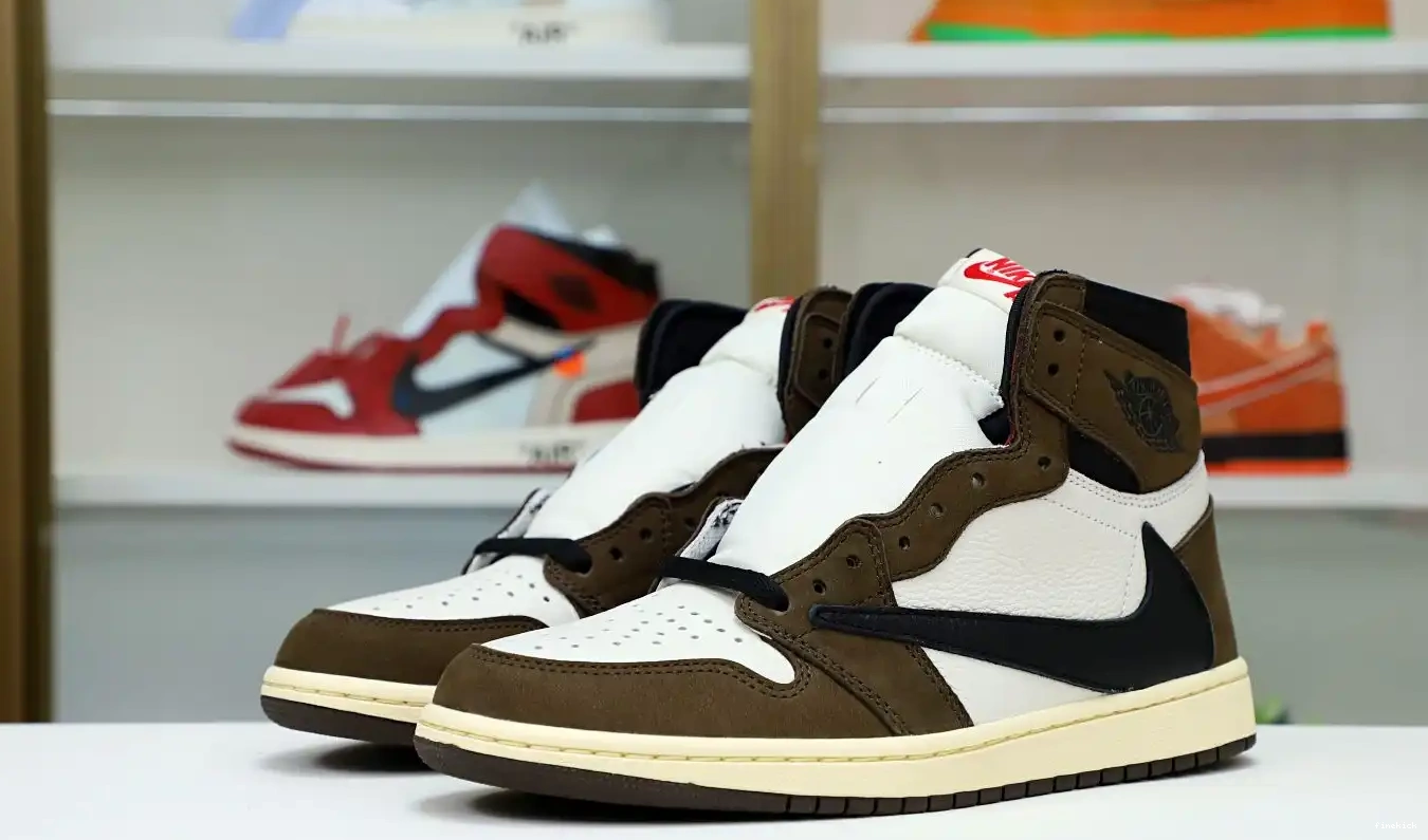SCOTT 'MOCHA' HIGH 1 AIR OG RETRO JORDAN X TRAVIS 0424